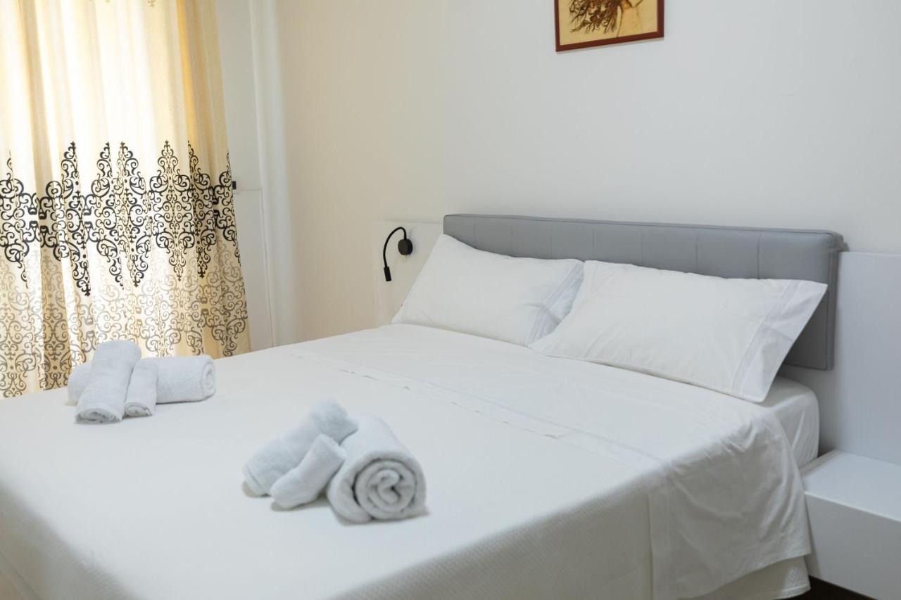 Hotel Pirro Vlorë 外观 照片