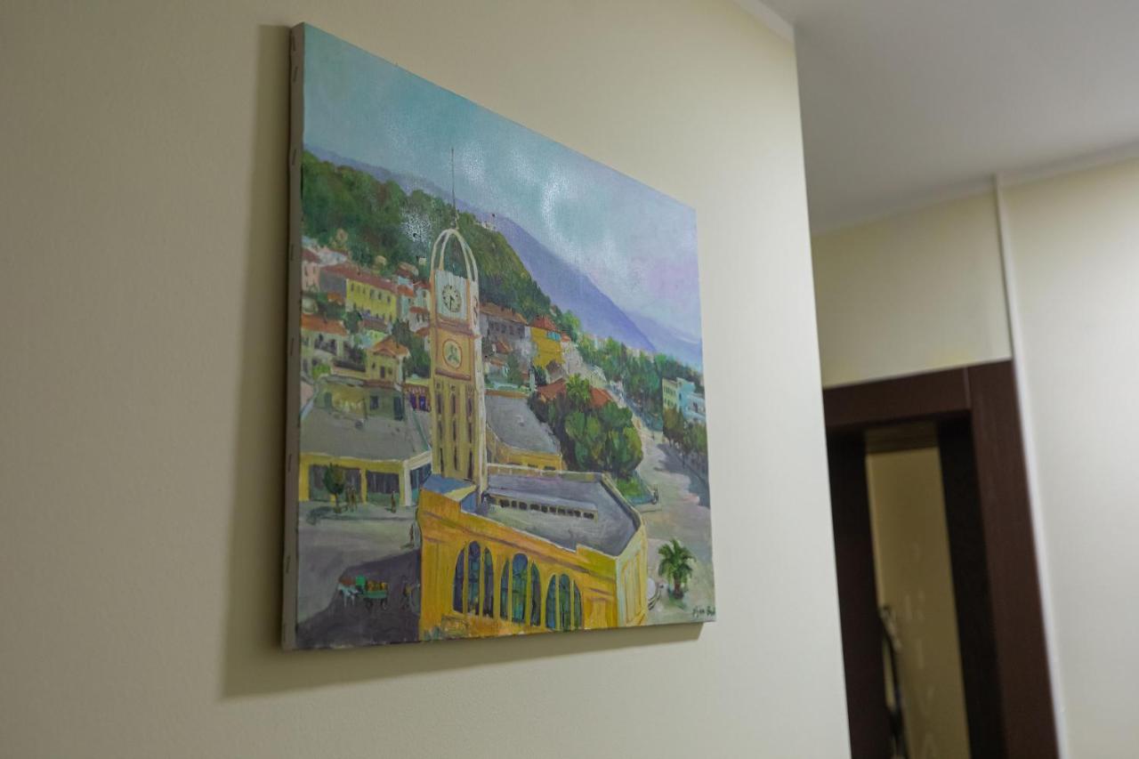 Hotel Pirro Vlorë 外观 照片