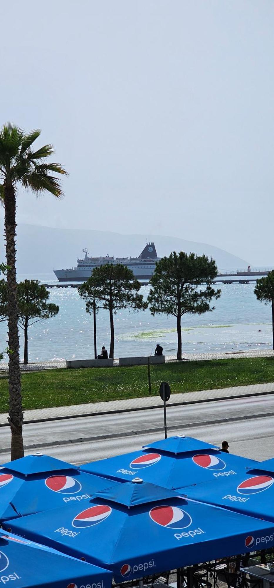 Hotel Pirro Vlorë 客房 照片